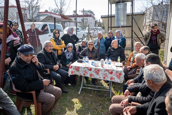 İzmir Büyükşehir Belediyesi Acil Çözüm Ekipleri Osmaniye'de