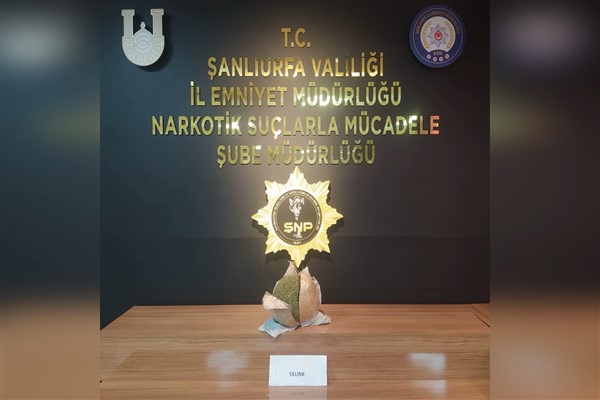 Şanlıurfa’da yolcu otobüsünde 2 kilo uyuşturucu ele geçirildi