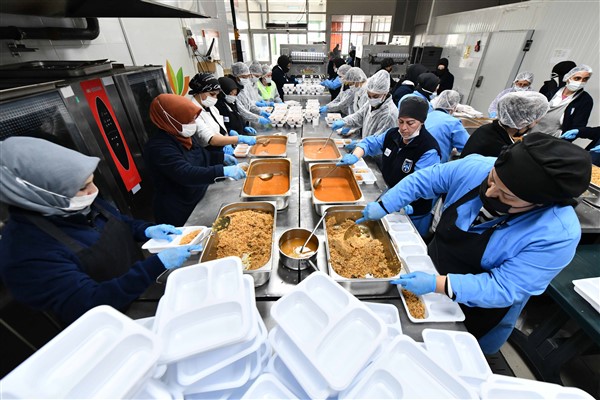 ABB'nin “yemek ver” kampanyasına destek 10 milyon TL’yi aştı