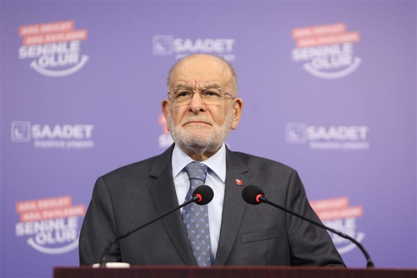 Karamollaoğlu: "Biz aç ve açıkta tek bir insanımızı dahi bırakmayacağız"