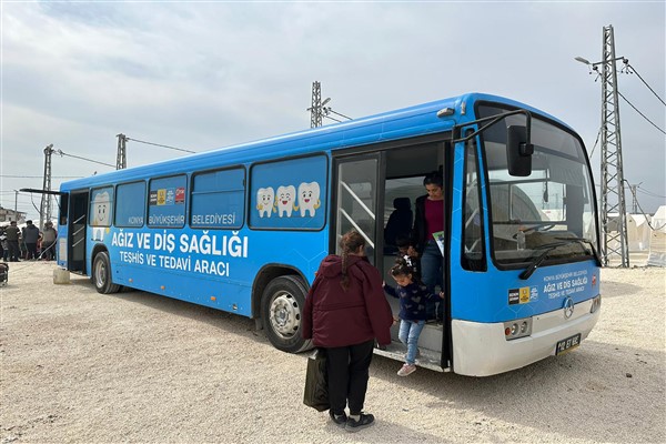 Konya Mobil Diş Aracı, Hatay’da hizmet vermeye başladı