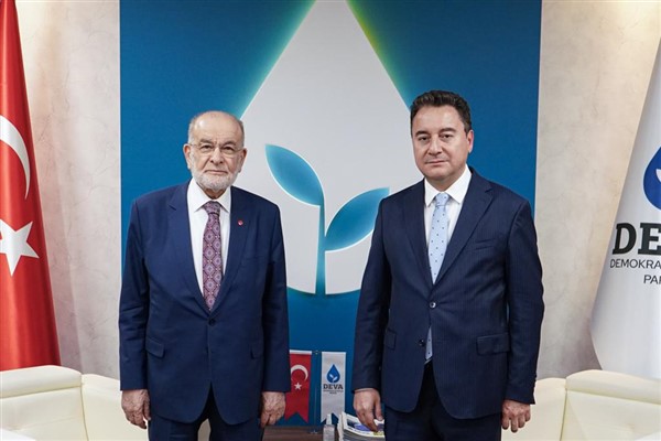 Karamollaoğlu, Babacan’ı ziyaret etti