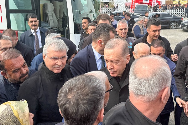 Başkan Yüce, Cumhurbaşkanı Erdoğan’a çalışmalar hakkında bilgi verdi