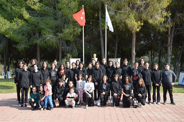 Tarsus Gençlik Kampı “Kır Çiçekleriyle” doldu