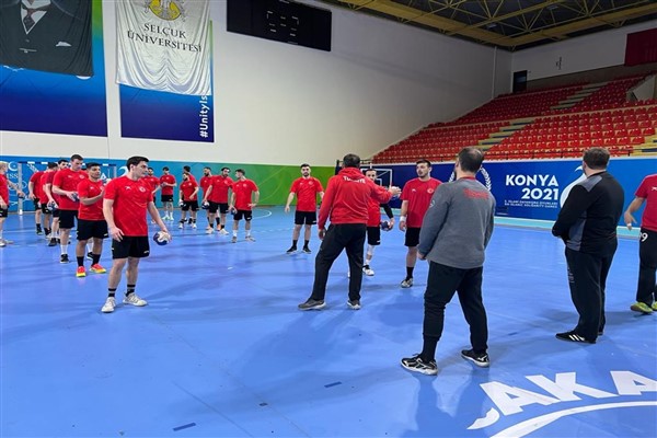 A Milli Erkek Hentbol Takımı, Lüksemburg maçı hazırlıklarına başladı