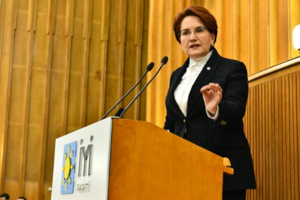 Akşener: "Bunlar kader planında olan şeyler diyordun bugün çıkmışsın helallik istiyorsun"