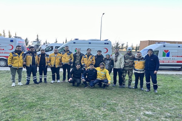 Antalya’dan gönüllü sağlıkçılar deprem bölgesinden döndü