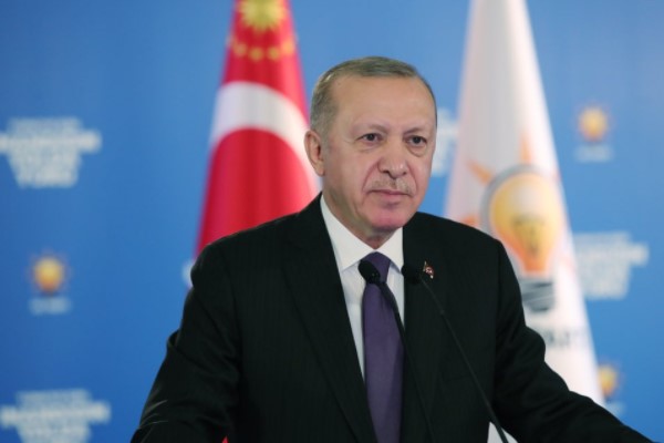 Cumhurbaşkanı Erdoğan: "Dökülen taşları toplamak gibi bir derdimiz yok"