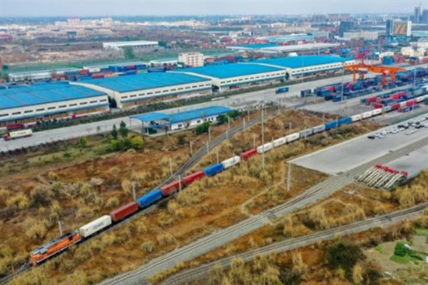 Çin, Avrupa’ya bin sefer düzenleyecek yeni lojistik merkezi kurdu