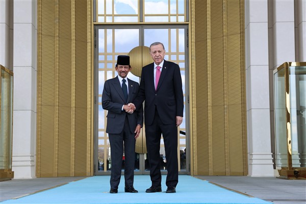 Cumhurbaşkanı Erdoğan, Brunei Darüsselam Sultanı Waddaulah ile görüştü