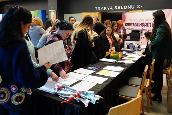 Beylikdüzü’nde kadınlara özel istihdam fuarı yapıldı