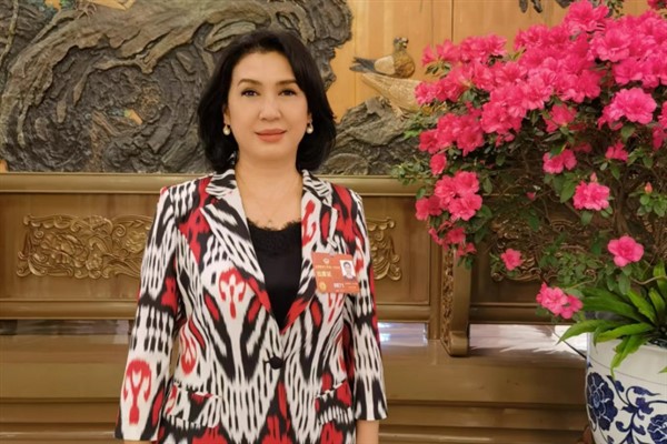 Tohti: "Xinjiang’daki kültürel refah için daha çok sanatçı yetiştireceğiz"