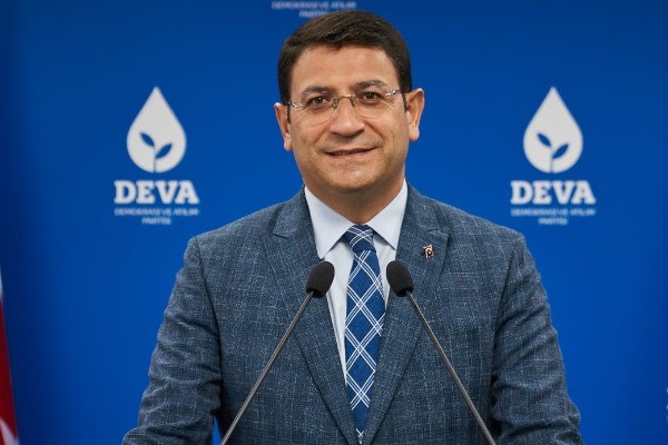DEVA Partili Şahin: “Vatandaşlarımızın onurunu size çiğnetmeyeceğiz”