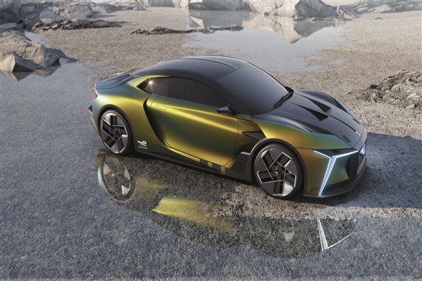 DS E-Tense Performance, 2023 GQ Otomobil Ödülleri’nde yılın konsepti seçildi