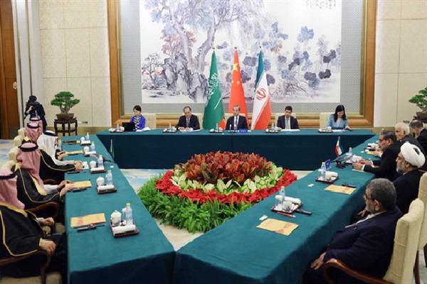 Wang Yi: "Çin, Suudi Arabistan ve İran’ın güvenilir dostu olarak yapıcı rolünü sürdürecek"