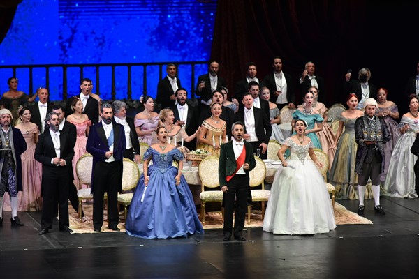 Beyoğlu Kültür Yolu Festivali’nde La Traviata sanatseverlerle buluştu
