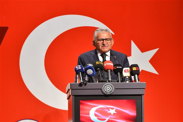 Başkan Büyükkılıç: "İstiklal marşı ruhu ilelebet diri kalacak"