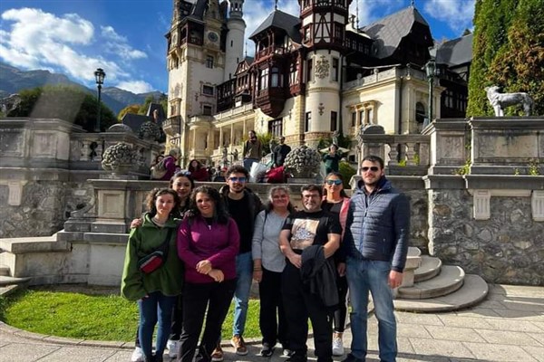 Erasmus+ "Educate Youth Projesi" kapsamında eğitim alan öğretmenler Romanya’dan döndü