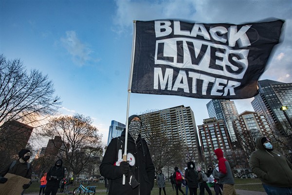 "ABD’nin "Demokrasi Zirvesi" demokrasiye aykırıdır"