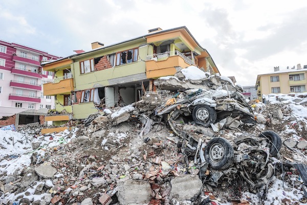 Deprem bölgesi için “GAP projesi benzeri yaklaşım” önerisi