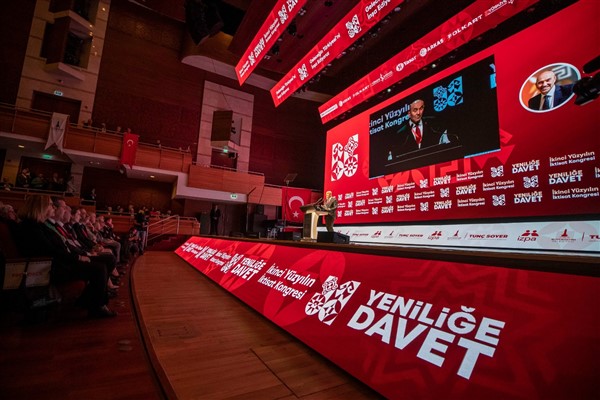 İkinci Yüzyılın İktisat Kongresi önemli konuşmacılarla devam ediyor