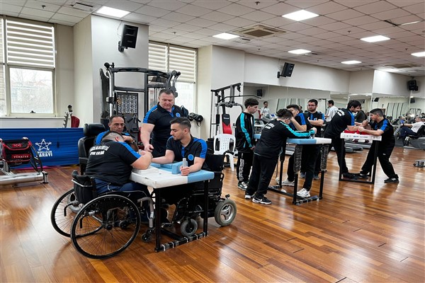 Bağcılar’ın demir bilekleri şampiyonluk için ter dökecek