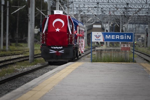 Atatürk’ün Mersin’e gelişinin 100. yıl dönümü törenle anıldı