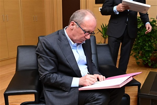 İnce: "Memleketi uçurumun kenarından almak için var gücümüzle çalışacağız"