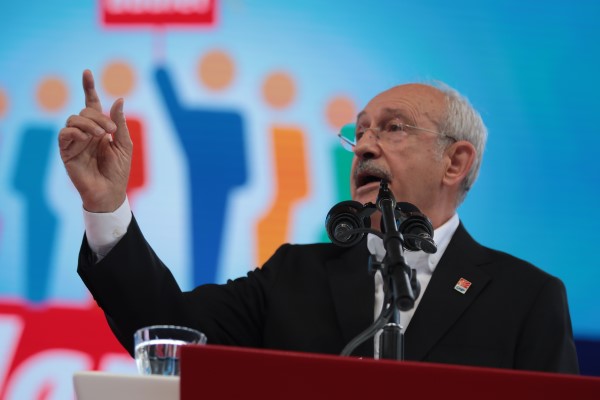 Kılıçdaroğlu: "Birleşeceğiz ve kazanacağız, ama kime karşı?"