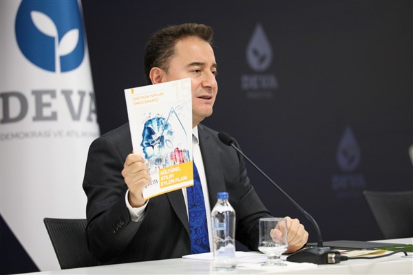 Babacan: "Baskıcı, sansürcü ve otoriter zihniyeti bitireceğiz"