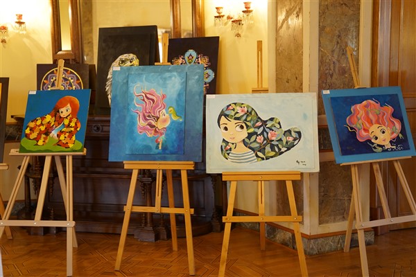 Hastane sınıflarında eğitim alan öğrencilerin eserleri sergi oldu 