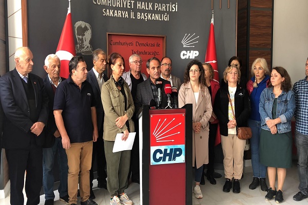 CHP'den Dezenformasyon Yasası'na tepki