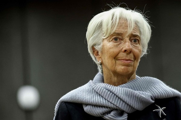 Avrupa Merkez Bankası: "Avro bölgesinin ekonomisi zayıflamaya devam edecek"