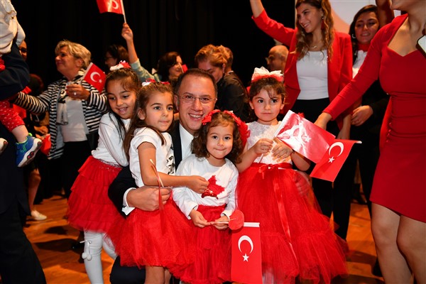 Beylikdüzü'nde 29 Ekim kutlamaları başladı