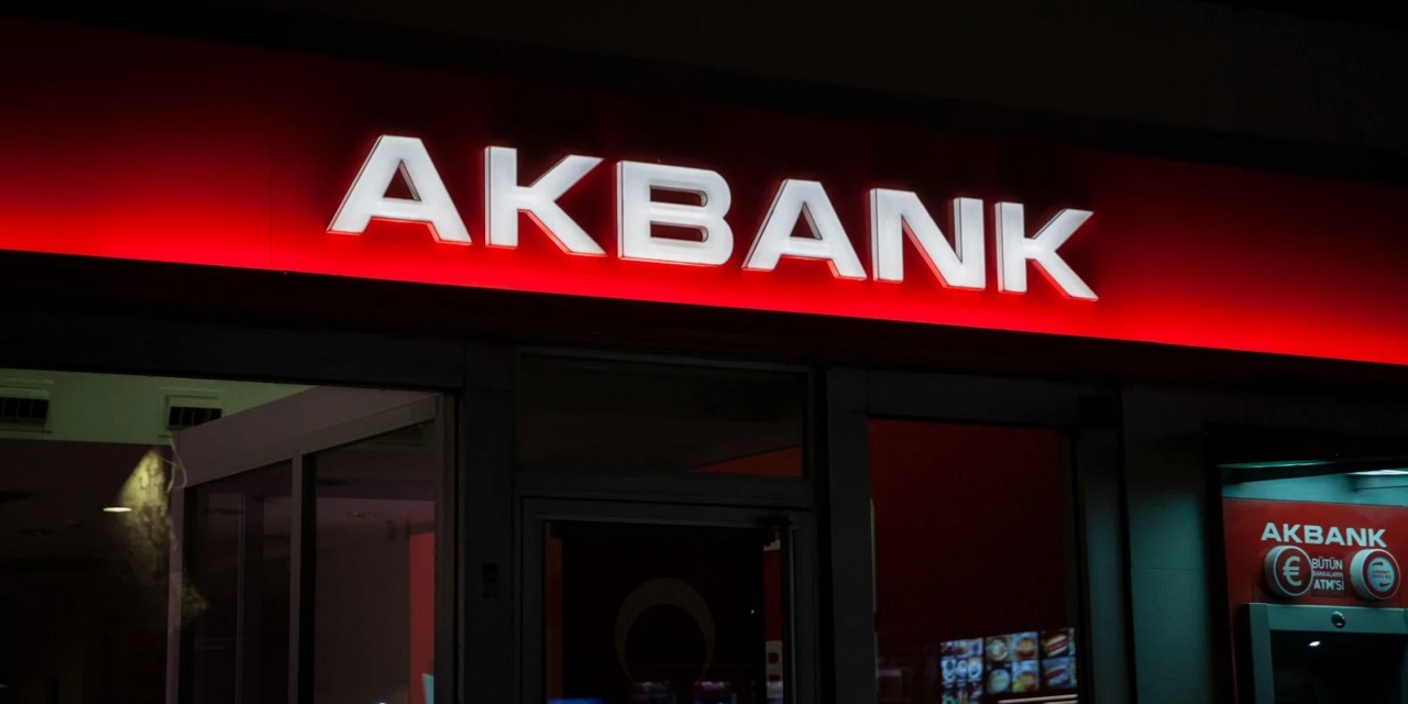 Akbank emekliye REKOR promosyonu DUYURDU! 3 gün içinde 10.000 TL IBAN numarasına yatacak