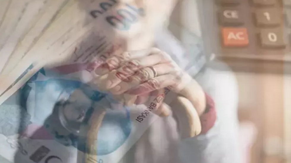 Çifte Zam Müjdesi Emekliye Yılbaşında Geliyor! Maaş Miktarlarında Büyük Artış Yaşanacak Mı?