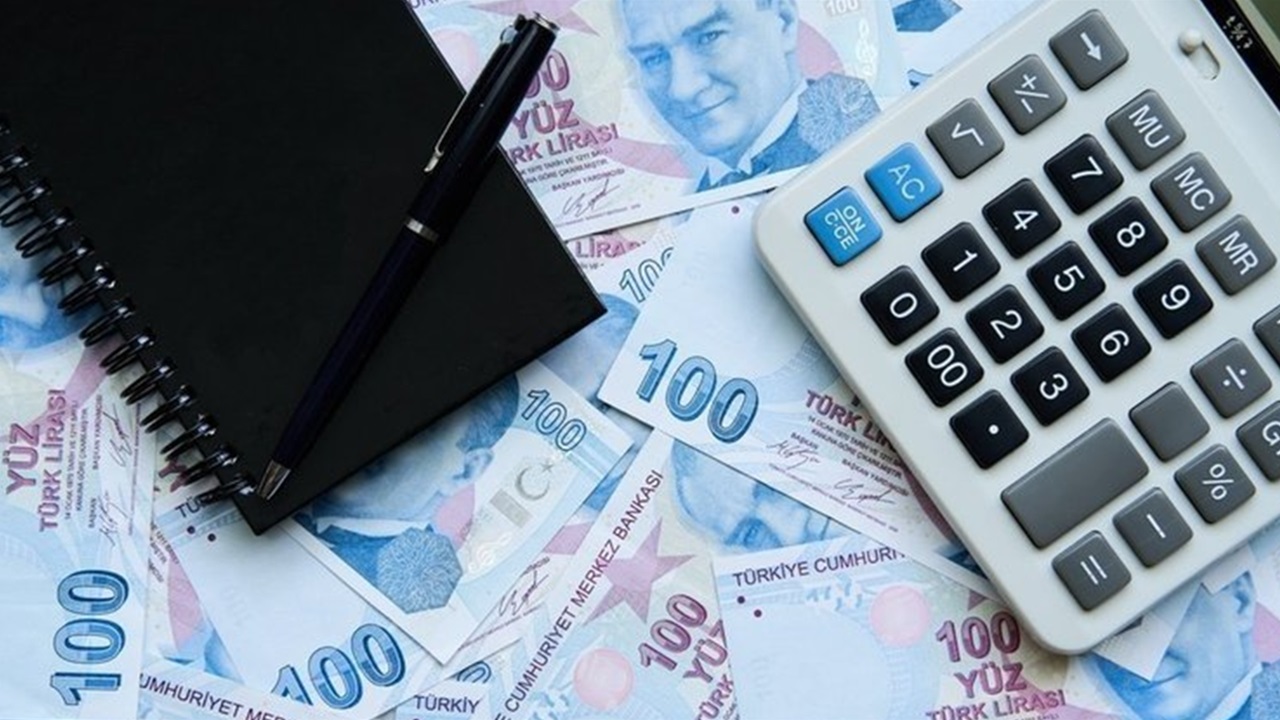 TBMM Onayladı! Anne Babalara 1300 TL Devlet Desteği Ödenecek...