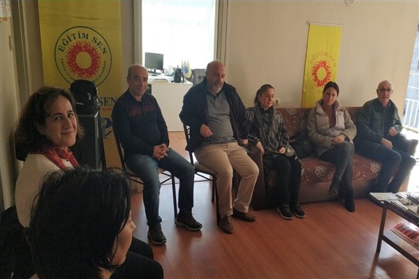 Özay: "Eğitim-Sen demokratik eğitim mücadelesini sürdürmeye devam edecektir"