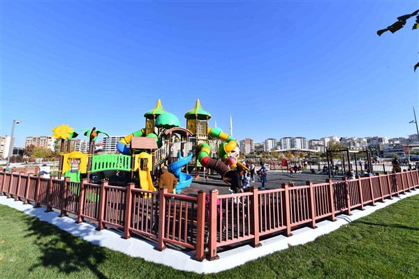 “Kelebeksu Parkı” yenilenerek hizmete açıldı