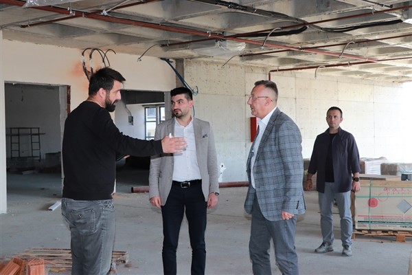 Ada Pazar Güneşler'de sona yaklaşılıyor