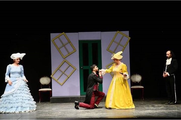 Hatay Şehir Tiyatrosu Adana'da sanatseverlerle buluştu