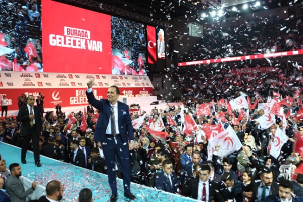 Erbakan: "Tüm halkımızı bu tarihi günde bizimle birlikte olmaya davet ediyoruz"