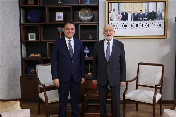 Babacan, 6'lı masa öncesi ikili görüşmelere başladı