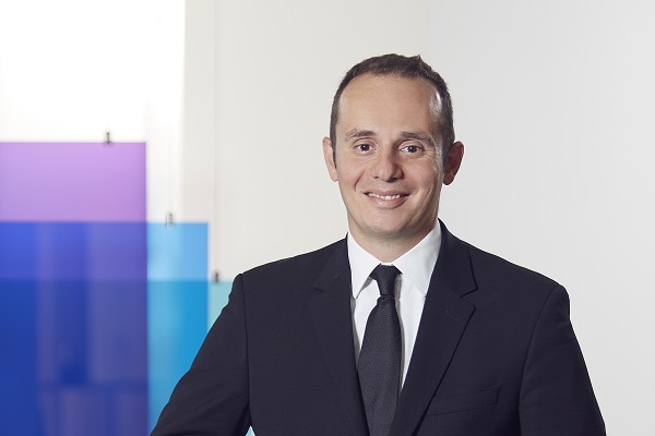 KPMG dünya genelinde uzmanlara sordu: “2030'da finansal hizmetler sektörü nasıl olacak?”