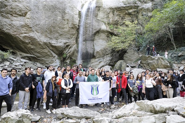 SUBÜ’nün doğa tutkunları Doğançay’da yürüdü