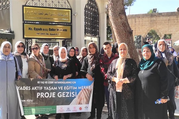 Adıyaman Belediyesi'nden yaşlılara moral gezisi