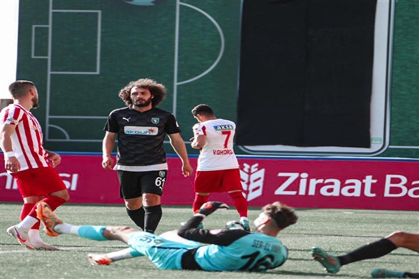 Efeler kupaya veda etti