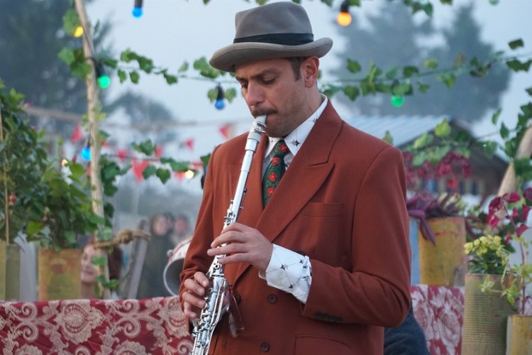 Erkan Kolçak Köstendil Klarnetiyle Yeteneğini Konuşturdu!