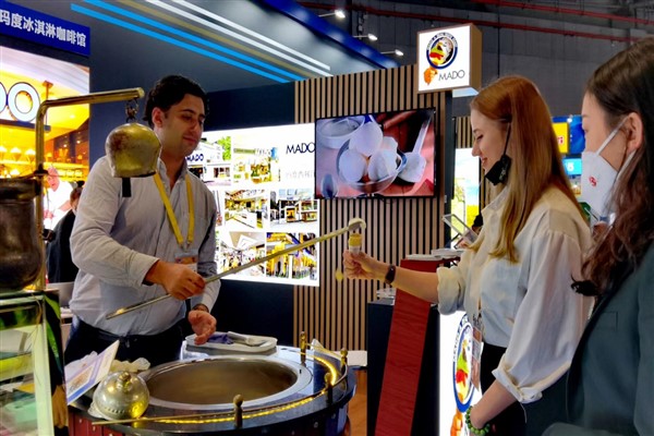 Abdullahoğlu: "CIIE daha zengin iş birliği fırsatları ve daha yeni gelişim yönleri getiriyor"