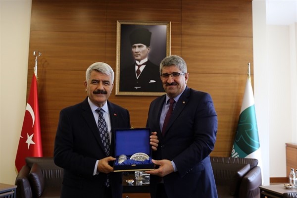 KOÜ Rektörü Prof. Dr. Hülagü'den KOTO'ya ziyaret